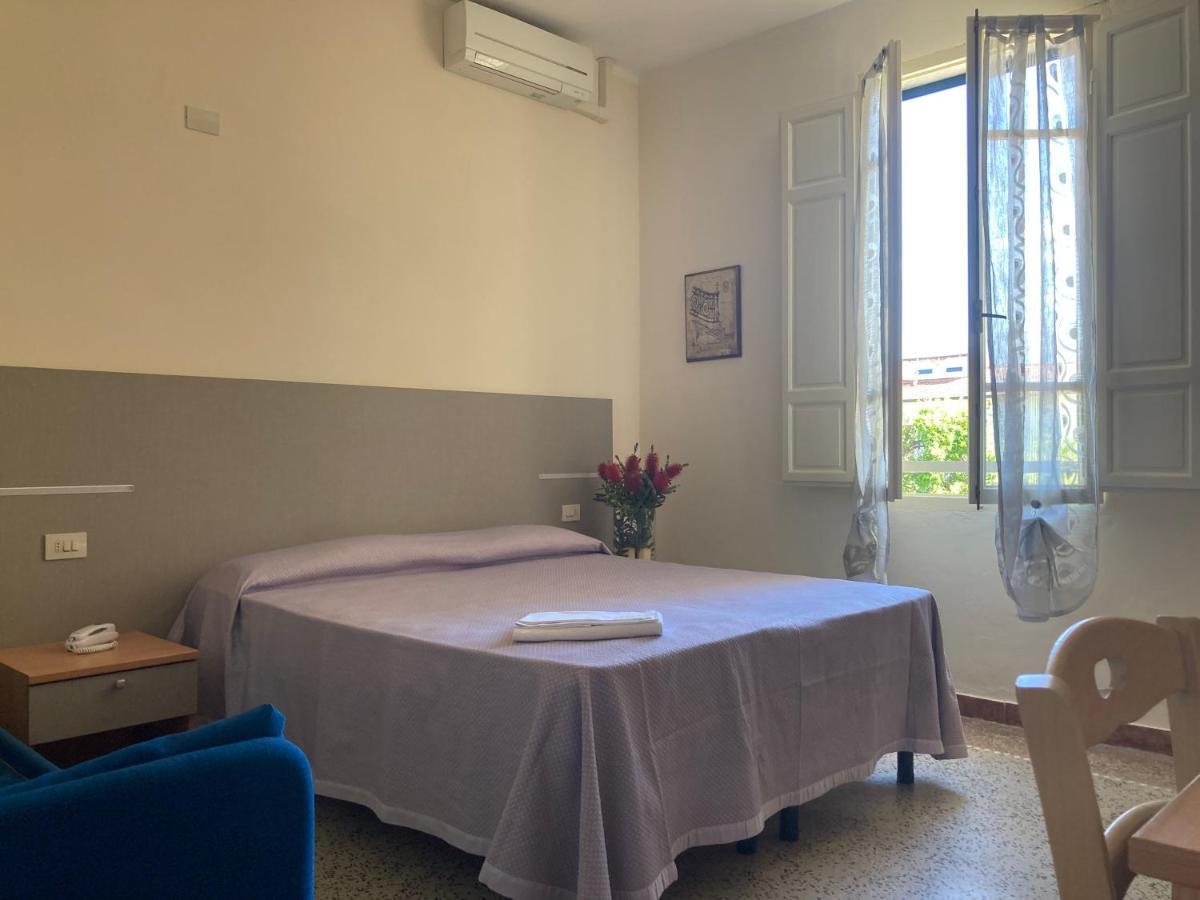 Hotel Verdesolemare Marina di Pietrasanta Εξωτερικό φωτογραφία