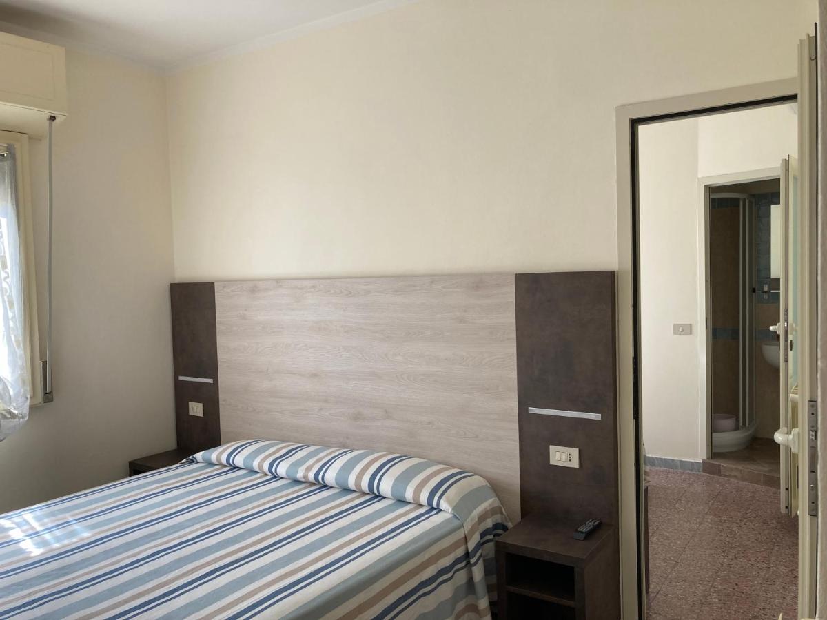 Hotel Verdesolemare Marina di Pietrasanta Εξωτερικό φωτογραφία