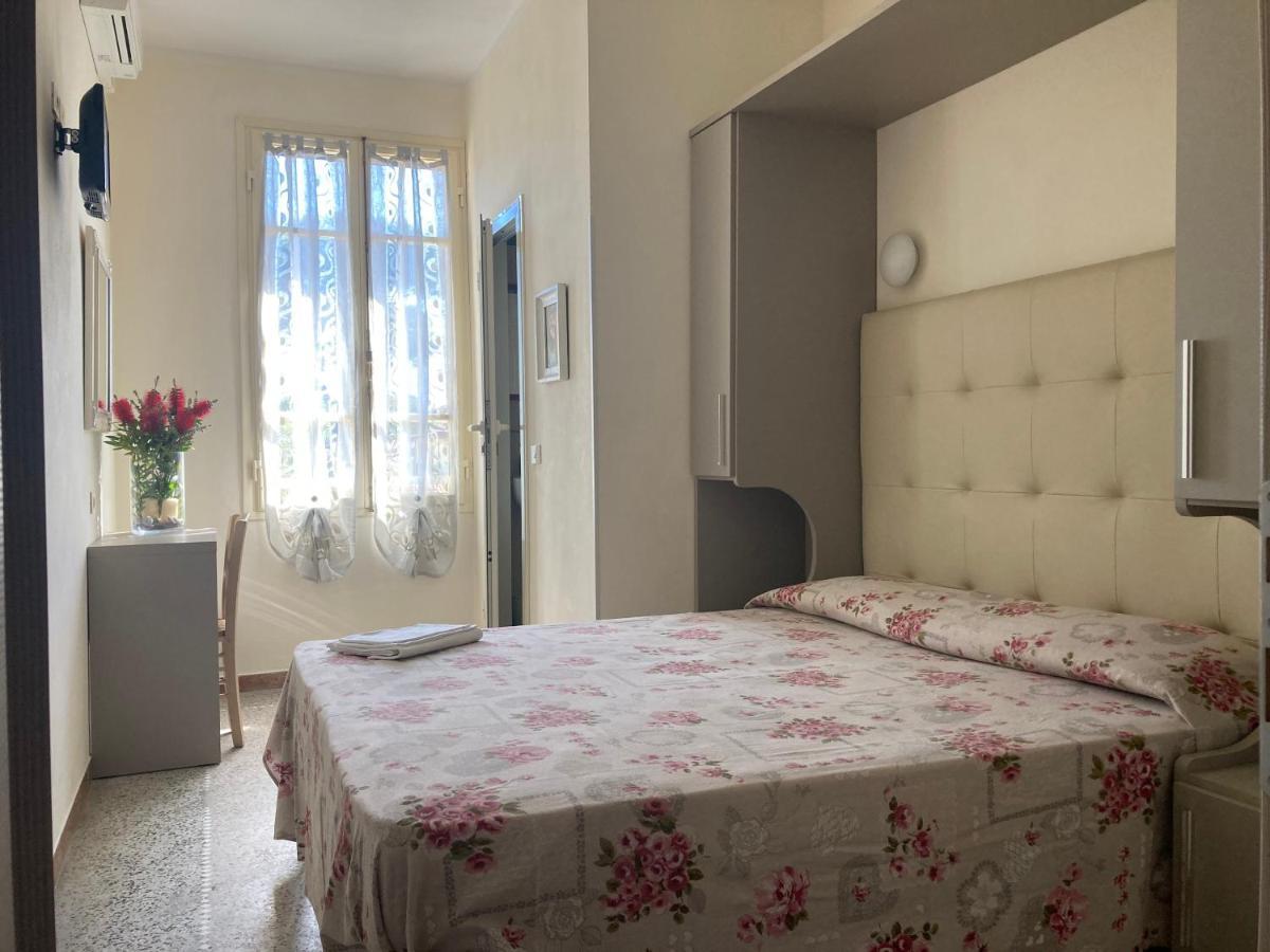 Hotel Verdesolemare Marina di Pietrasanta Εξωτερικό φωτογραφία