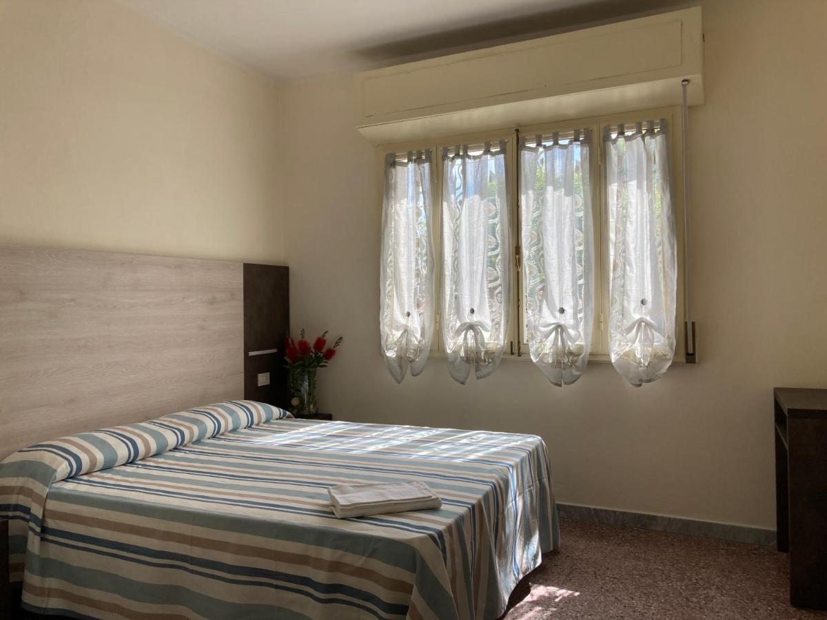Hotel Verdesolemare Marina di Pietrasanta Εξωτερικό φωτογραφία