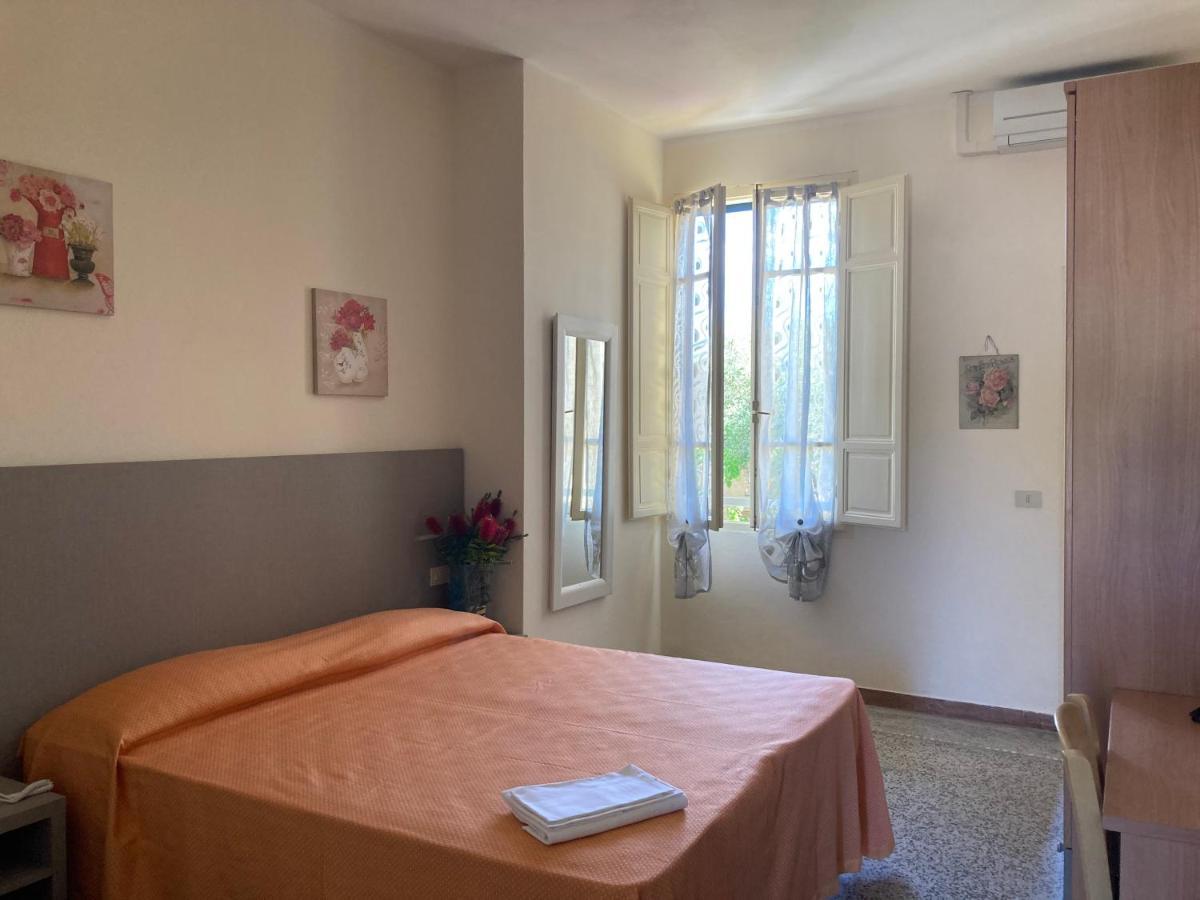 Hotel Verdesolemare Marina di Pietrasanta Εξωτερικό φωτογραφία
