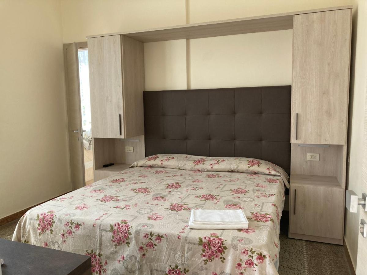 Hotel Verdesolemare Marina di Pietrasanta Εξωτερικό φωτογραφία