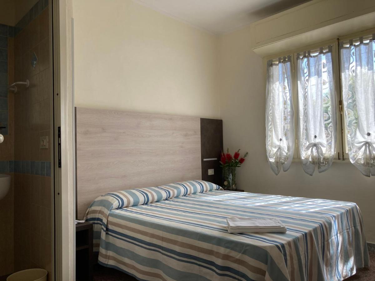 Hotel Verdesolemare Marina di Pietrasanta Εξωτερικό φωτογραφία